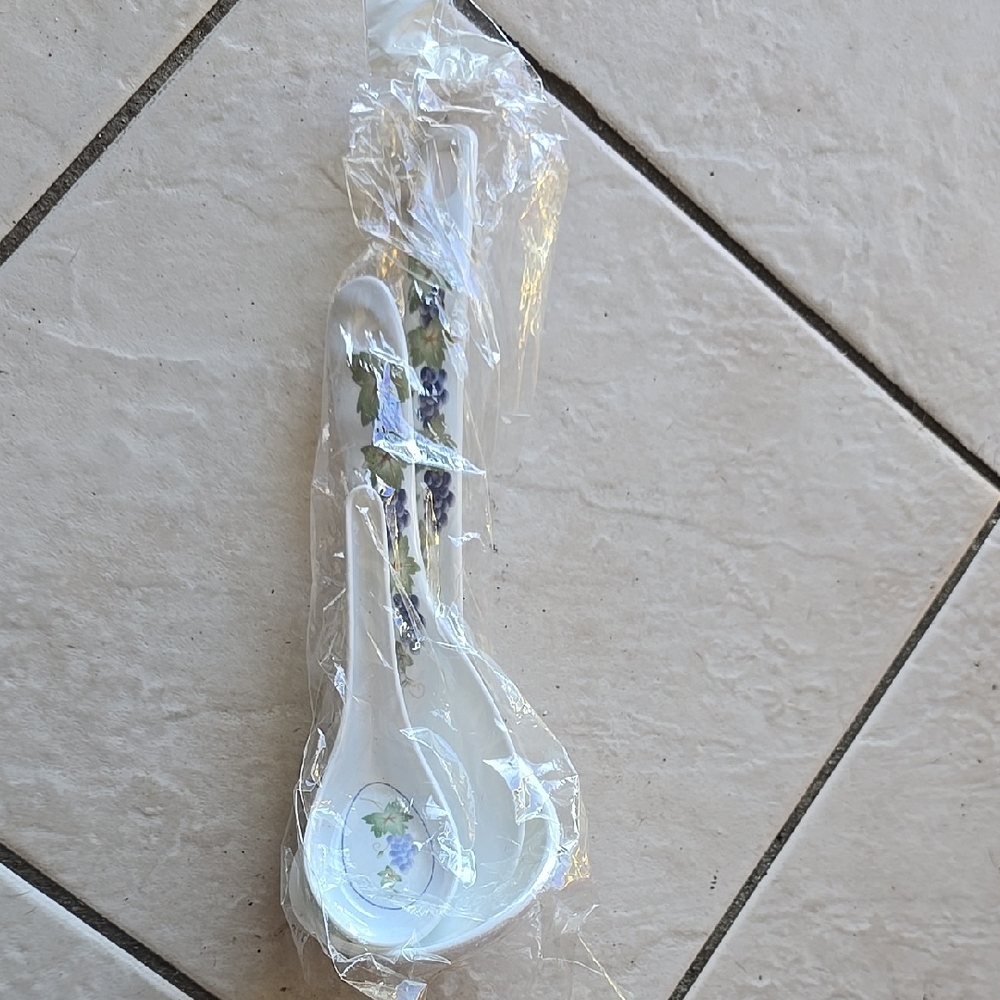 Floral Ceramic Spoon Rest